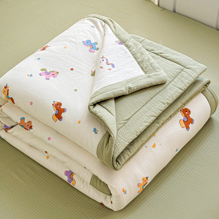 91家纺网 家纺一手货源 找家纺 爱屋及屋 2026新款小清新双层纱宽包边棉花被夏凉被空调被夏被 星星小马