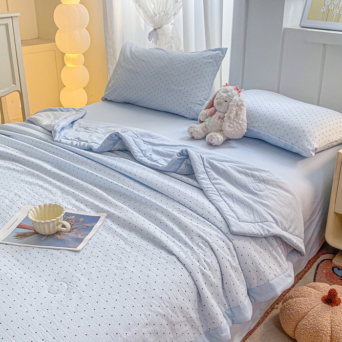 91家纺网 家纺一手货源 找家纺 爱屋及屋 2026新款小清新双层纱宽包边棉花被夏凉被空调被夏被 云感-蓝
