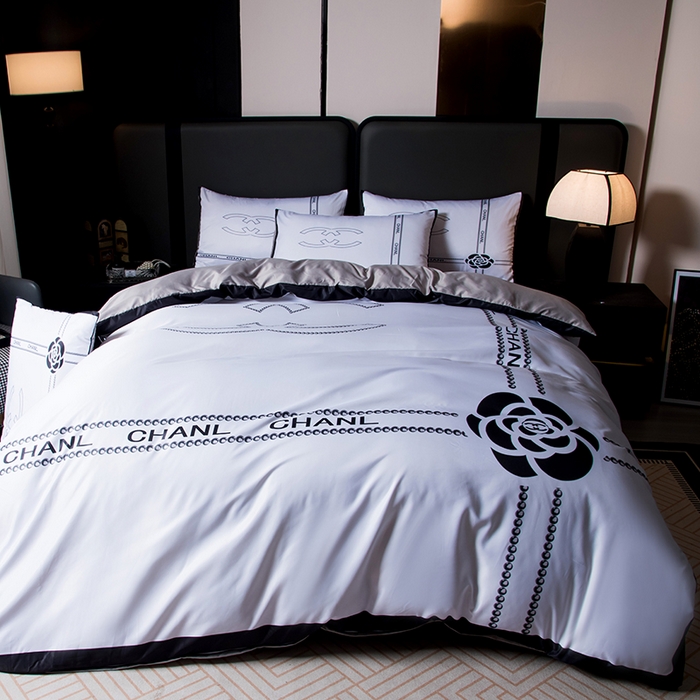 91家纺网 家纺一手货源 找家纺 色鬼布艺高端家居主号 2026春夏新款外贸跨境欧美轻奢潮牌水洗真丝四件套印花四件套 白香