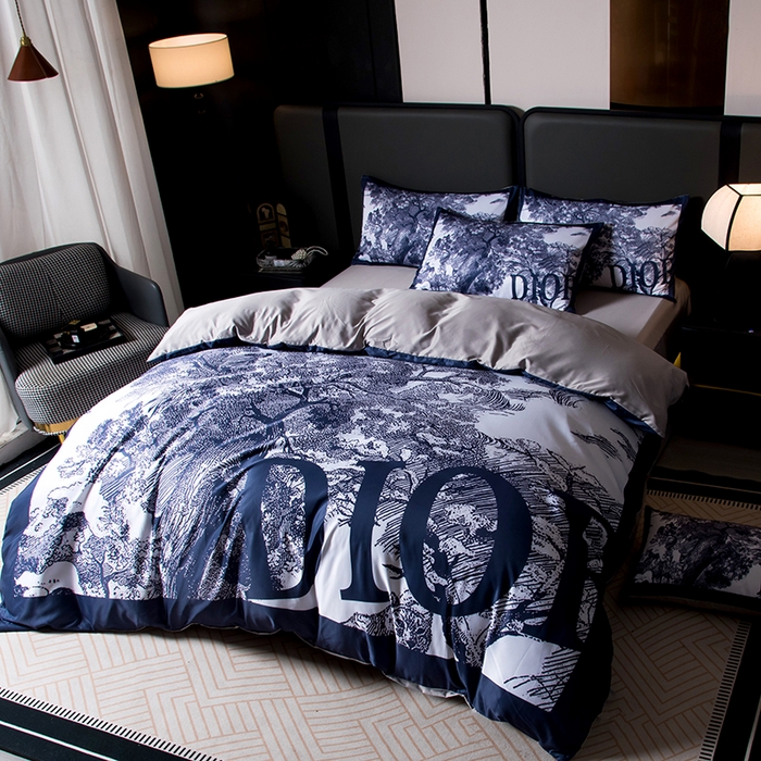 91家纺网 家纺一手货源 找家纺 色鬼布艺高端家居主号 2026春夏新款外贸跨境欧美轻奢潮牌水洗真丝四件套印花四件套 蓝森林