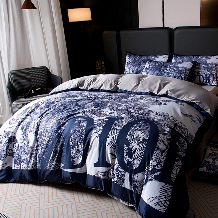 91家纺网 家纺一手货源 找家纺 色鬼布艺高端家居主号 2026春夏新款外贸跨境欧美轻奢潮牌水洗真丝四件套印花四件套 蓝森林