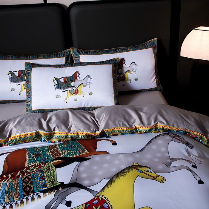 91家纺网 家纺一手货源 找家纺 色鬼布艺高端家居主号 2026春夏新款外贸跨境欧美轻奢潮牌水洗真丝四件套印花四件套 陶瓷白