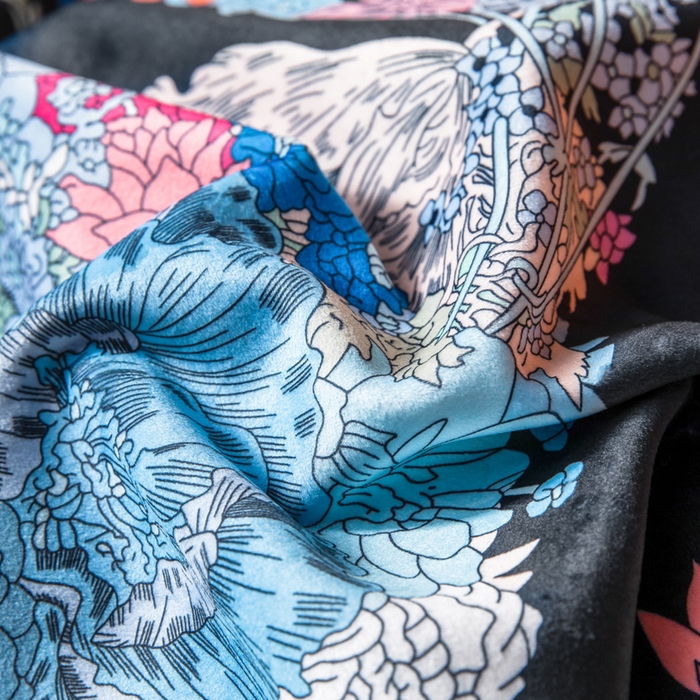 91家纺网 家纺一手货源 找家纺 色鬼布艺高端家居主号 2026新款银狐绒毯 轻扬花依黑