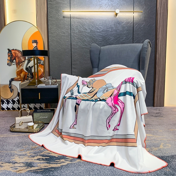 91家纺网 家纺一手货源 找家纺 色鬼布艺高端家居主号 2026新款银狐绒毯 赛马