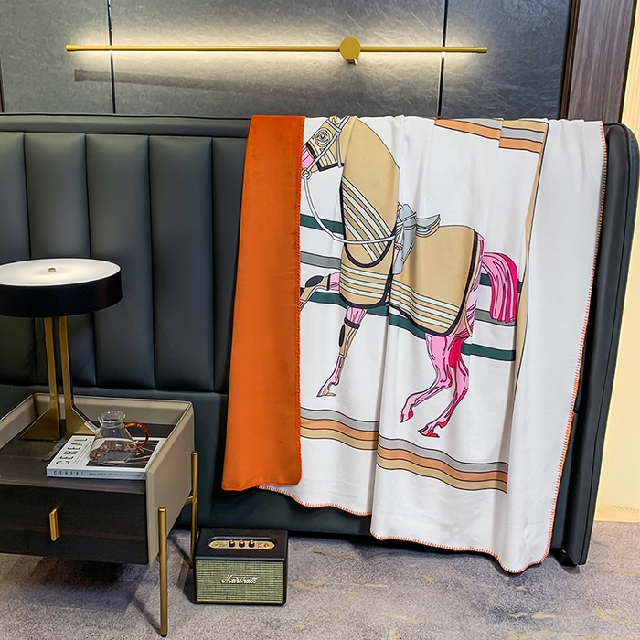 91家纺网 家纺一手货源 找家纺 色鬼布艺高端家居主号 2026新款银狐绒毯 赛马