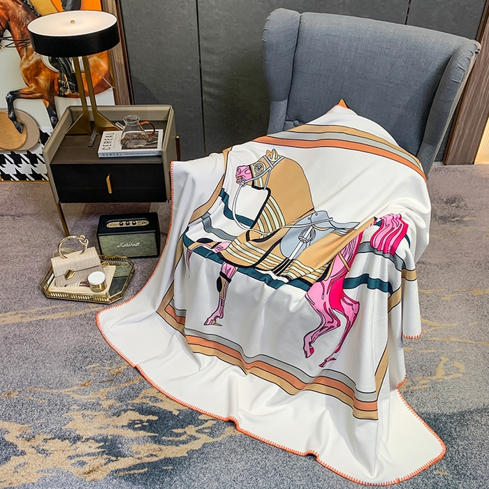 91家纺网 家纺一手货源 找家纺 色鬼布艺高端家居主号 2026新款银狐绒毯 赛马