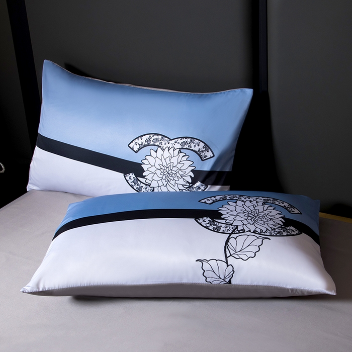 91家纺网 家纺一手货源 找家纺 色鬼布艺高端家居主号 2026春夏新款外贸跨境欧美轻奢潮牌水洗真丝四件套印花四件套 天空蓝