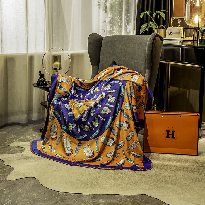 91家纺网 家纺一手货源 找家纺 色鬼布艺高端家居主号 2026新款银狐绒毯 羽毛