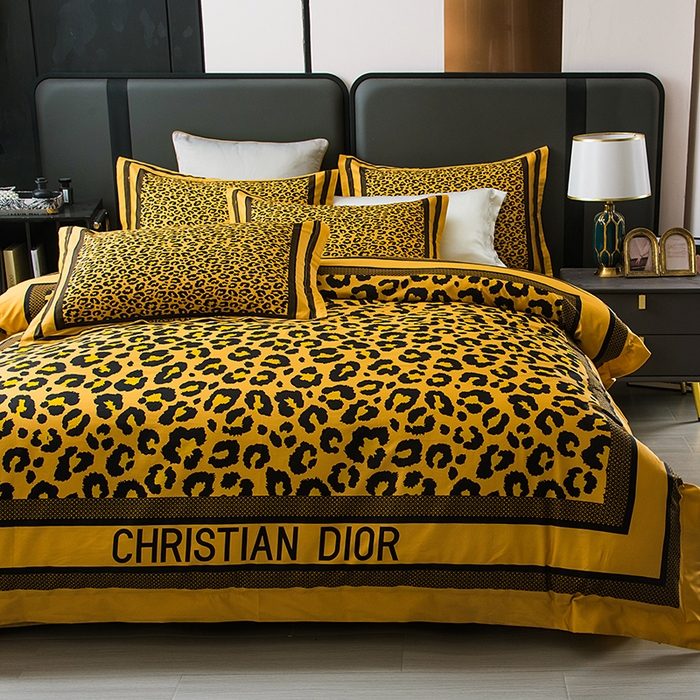 91家纺网 家纺一手货源 找家纺 色鬼布艺高端家居主号 2026新款外贸跨境欧美轻奢100支长绒棉纯棉印花四件套 豹纹金