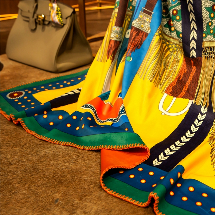 91家纺网 家纺一手货源 找家纺 色鬼布艺高端家居主号 2026新款银狐绒毯 绿马鞍