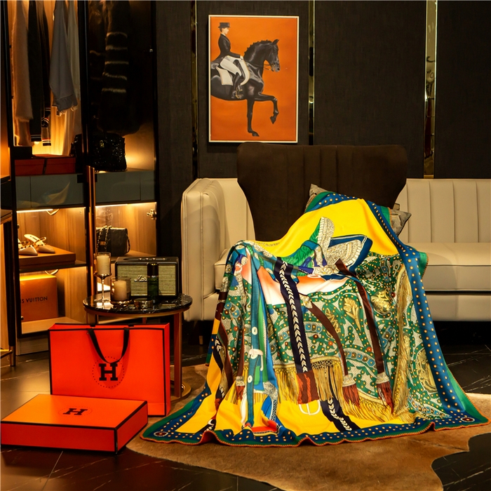 91家纺网 家纺一手货源 找家纺 色鬼布艺高端家居主号 2026新款银狐绒毯 绿马鞍