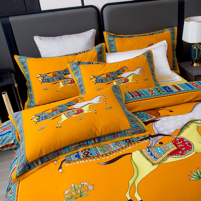 91家纺网 家纺一手货源 找家纺 色鬼布艺高端家居主号 2026新款外贸跨境欧美轻奢100支长绒棉纯棉印花四件套 群马黄