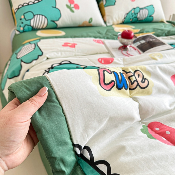 91家纺网 家纺一手货源 找家纺 宝士康家纺 2026新款10A抗菌全棉夏被四件套（床单款）小恐龙