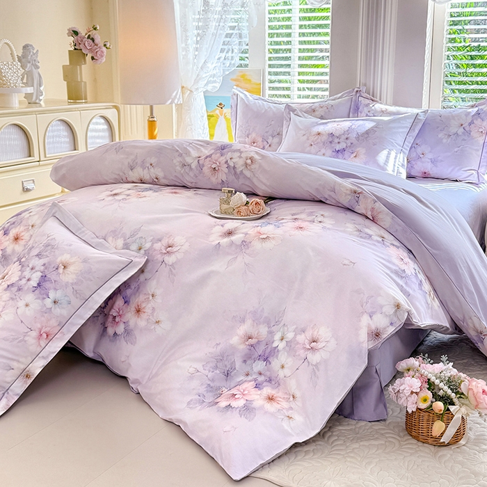 91家纺网 家纺一手货源 找家纺 巧玲珑 2026新款全棉纯棉13376数码印花四件套 林间拾花-紫