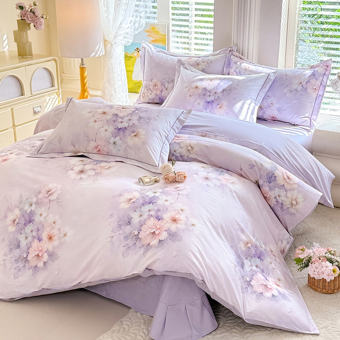 91家纺网 家纺一手货源 找家纺 巧玲珑 2026新款全棉纯棉13376数码印花四件套 林间拾花-紫