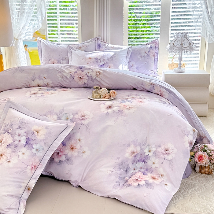 91家纺网 家纺一手货源 找家纺 巧玲珑 2026新款全棉纯棉13376数码印花四件套 林间拾花-紫