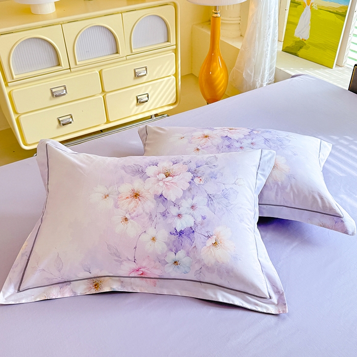 91家纺网 家纺一手货源 找家纺 巧玲珑 2026新款全棉纯棉13376数码印花四件套 林间拾花-紫