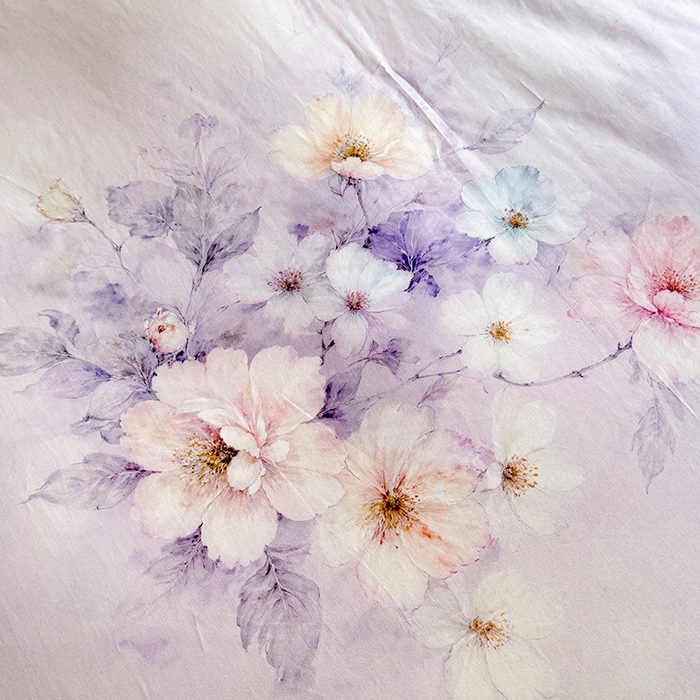 91家纺网 家纺一手货源 找家纺 巧玲珑 2026新款全棉纯棉13376数码印花四件套 林间拾花-紫