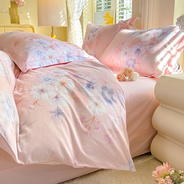 91家纺网 家纺一手货源 找家纺 巧玲珑 2026新款全棉纯棉13376数码印花四件套 绮梦芬芳-粉