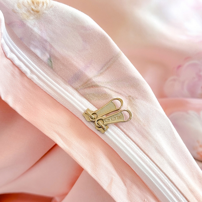 91家纺网 家纺一手货源 找家纺 巧玲珑 2026新款全棉纯棉13376数码印花四件套 绮梦芬芳-粉