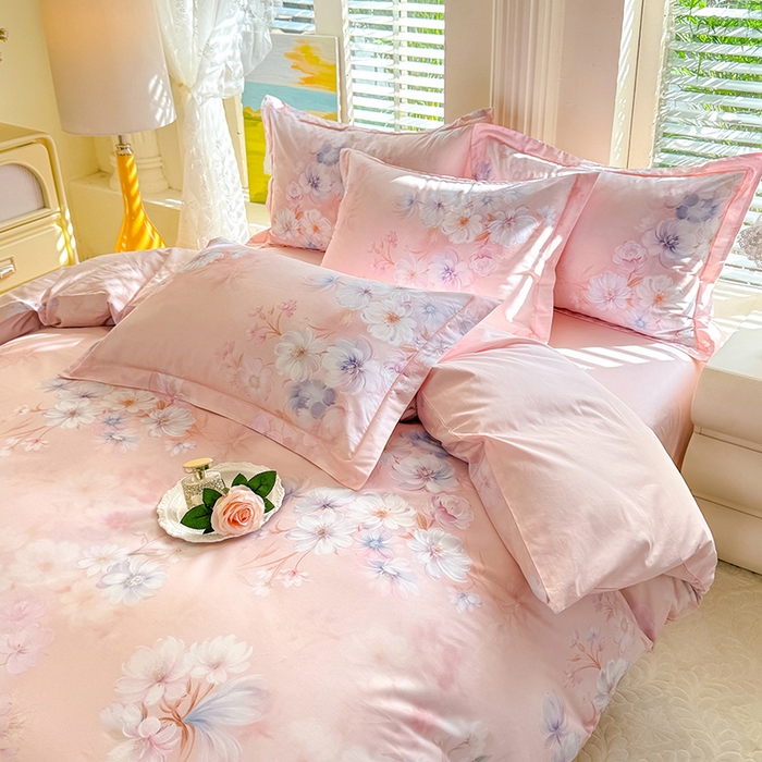 91家纺网 家纺一手货源 找家纺 巧玲珑 2026新款全棉纯棉13376数码印花四件套 绮梦芬芳-粉