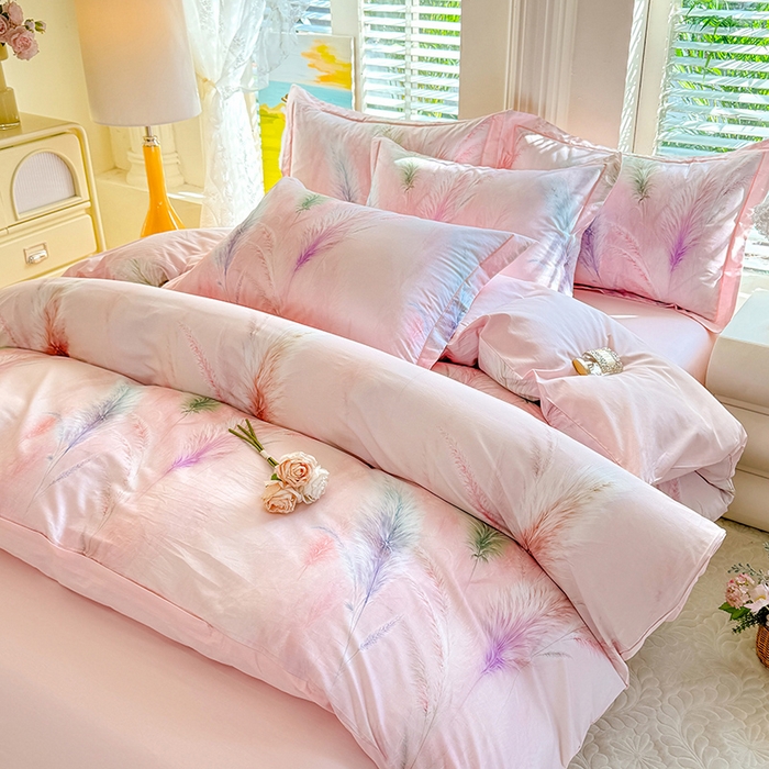 91家纺网 家纺一手货源 找家纺 巧玲珑 2026新款全棉纯棉13376数码印花四件套 穗芒漫歌-粉