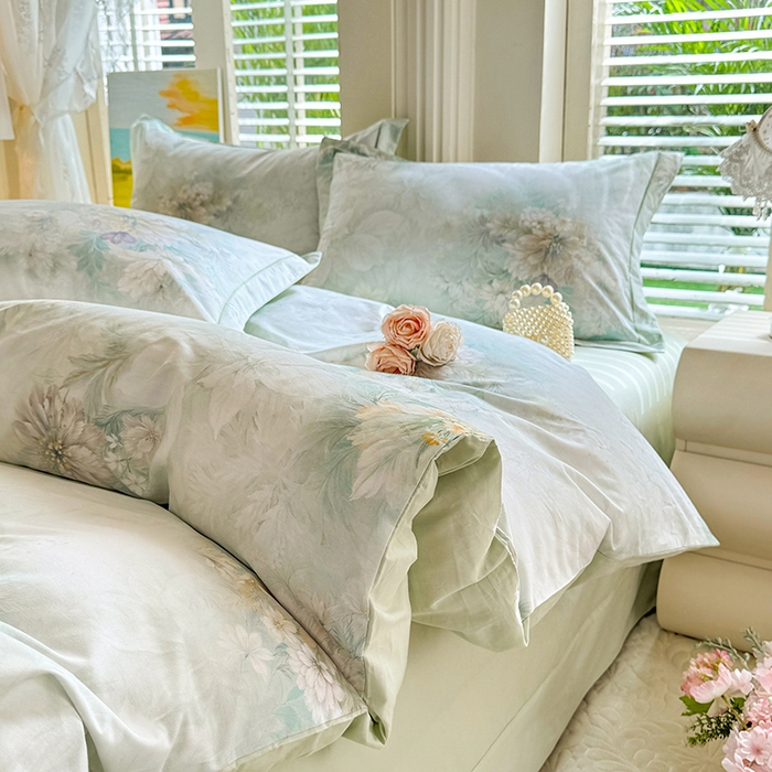 91家纺网 家纺一手货源 找家纺 巧玲珑 2026新款全棉纯棉13376数码印花四件套 晚风织梦-绿