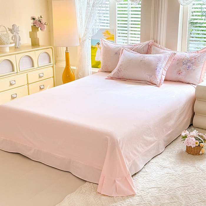 91家纺网 家纺一手货源 找家纺 巧玲珑 2026新款全棉纯棉13376数码印花四件套 微风呢喃-粉