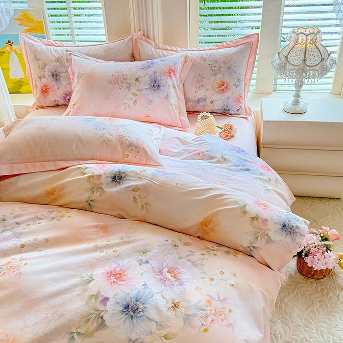 91家纺网 家纺一手货源 找家纺 巧玲珑 2026新款全棉纯棉13376数码印花四件套 悦下花影-粉