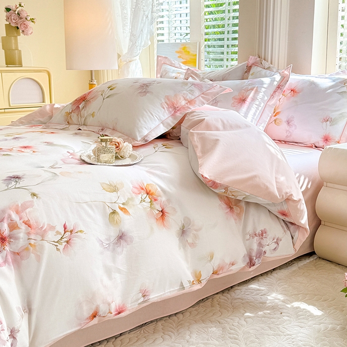 91家纺网 家纺一手货源 找家纺 巧玲珑 2026新款全棉纯棉13376数码印花四件套 云间栖花-粉