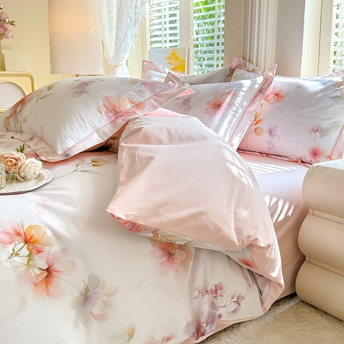 91家纺网 家纺一手货源 找家纺 巧玲珑 2026新款全棉纯棉13376数码印花四件套 云间栖花-粉