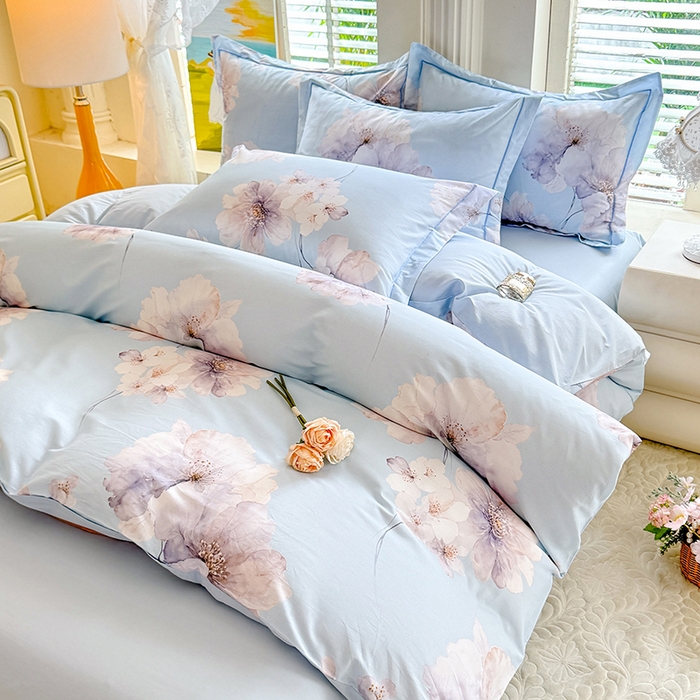 91家纺网 家纺一手货源 找家纺 巧玲珑 2026新款全棉纯棉13376数码印花四件套 云屏浅梦-蓝