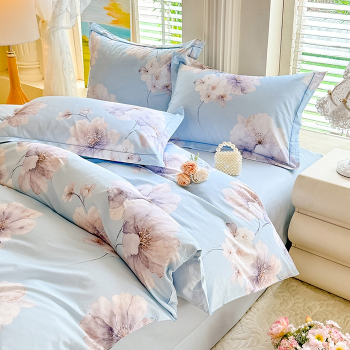 91家纺网 家纺一手货源 找家纺 巧玲珑 2026新款全棉纯棉13376数码印花四件套 云屏浅梦-蓝