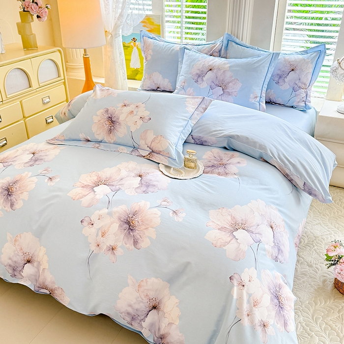 91家纺网 家纺一手货源 找家纺 巧玲珑 2026新款全棉纯棉13376数码印花四件套 云屏浅梦-蓝