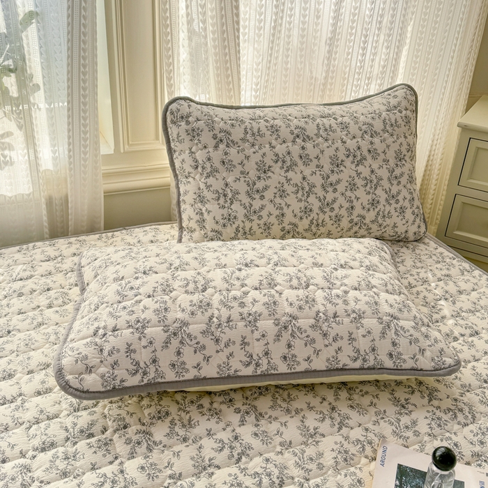 91家纺网 家纺一手货源 找家纺 优品惠 2026新款A类云感双层纱防滑隔脏防水夹棉床笠单品床笠单件 CL小苍兰(普通款)