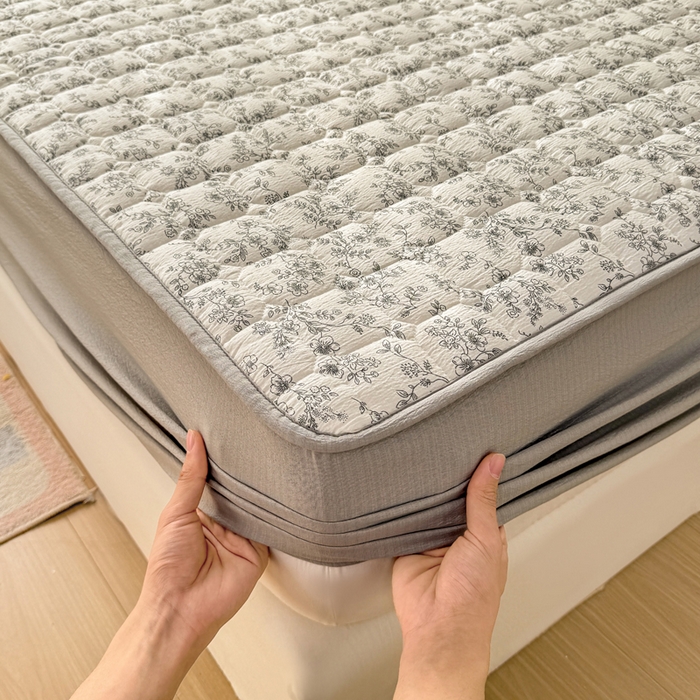 91家纺网 家纺一手货源 找家纺 优品惠 2026新款A类云感双层纱防滑隔脏防水夹棉床笠单品床笠单件 CL小苍兰(普通款)