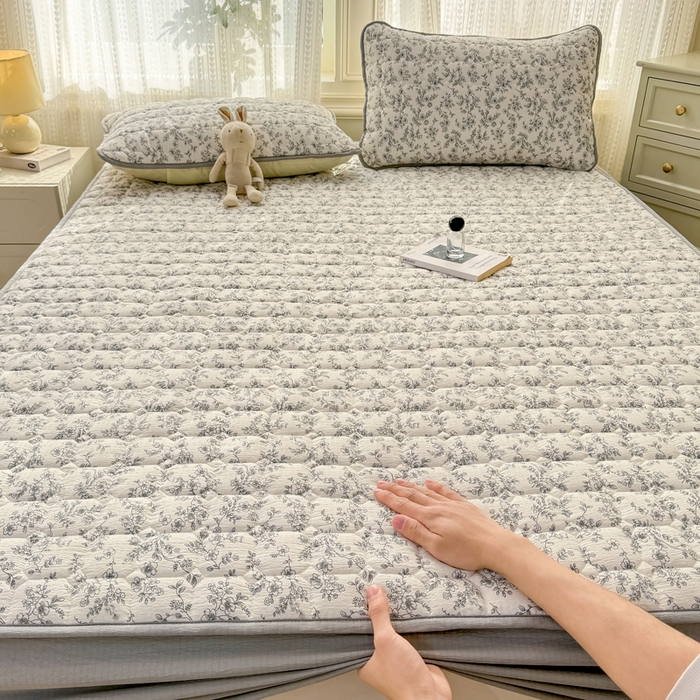 91家纺网 家纺一手货源 找家纺 优品惠 2026新款A类云感双层纱防滑隔脏防水夹棉床笠单品床笠单件 CL小苍兰(普通款)