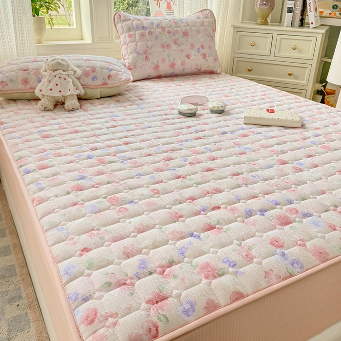 91家纺网 家纺一手货源 找家纺 优品惠 2026新款A类云感双层纱防滑隔脏防水夹棉床笠单品床笠单件 CL十里桃花(普通款)