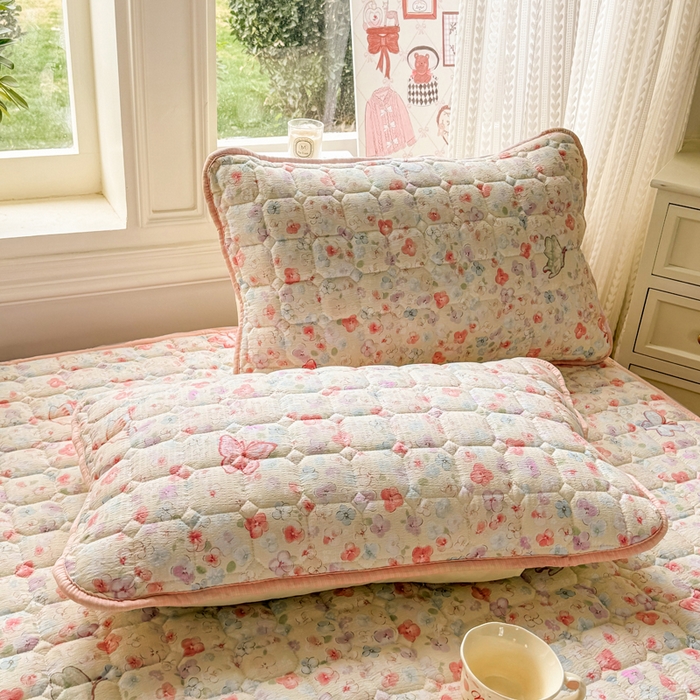 91家纺网 家纺一手货源 找家纺 优品惠 2026新款A类云感双层纱防滑隔脏防水夹棉床笠单品床笠单件 CL繁华蝶影(防水款)