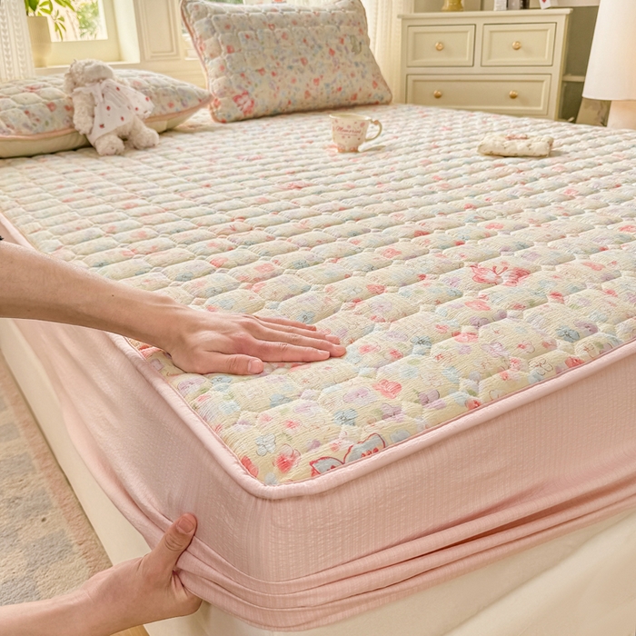 91家纺网 家纺一手货源 找家纺 优品惠 2026新款A类云感双层纱防滑隔脏防水夹棉床笠单品床笠单件 CL繁华蝶影(防水款)