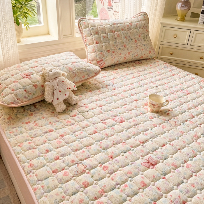 91家纺网 家纺一手货源 找家纺 优品惠 2026新款A类云感双层纱防滑隔脏防水夹棉床笠单品床笠单件 CL繁华蝶影(防水款)