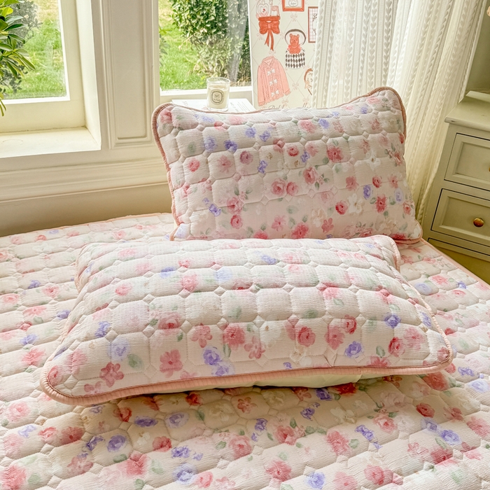 91家纺网 家纺一手货源 找家纺 优品惠 2026新款A类云感双层纱防滑隔脏防水夹棉床笠单品床笠单件 CL十里桃花(防水款)