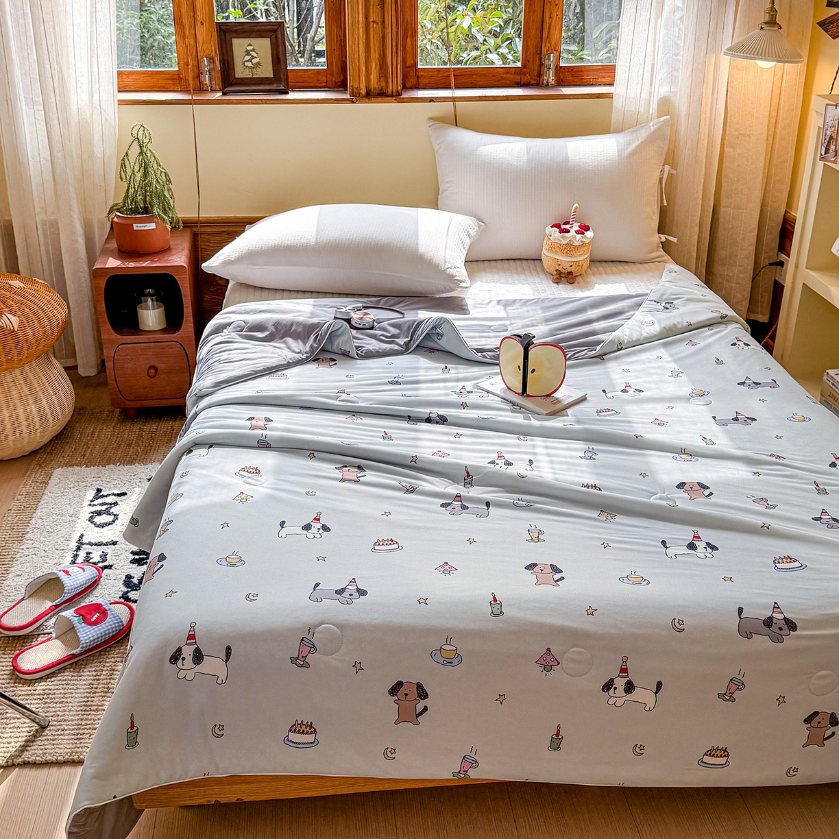 91家纺网 家纺一手货源 找家纺 梦恬佳 2026新款牛奶丝针织棉夏凉被空调被 蛋糕小狗