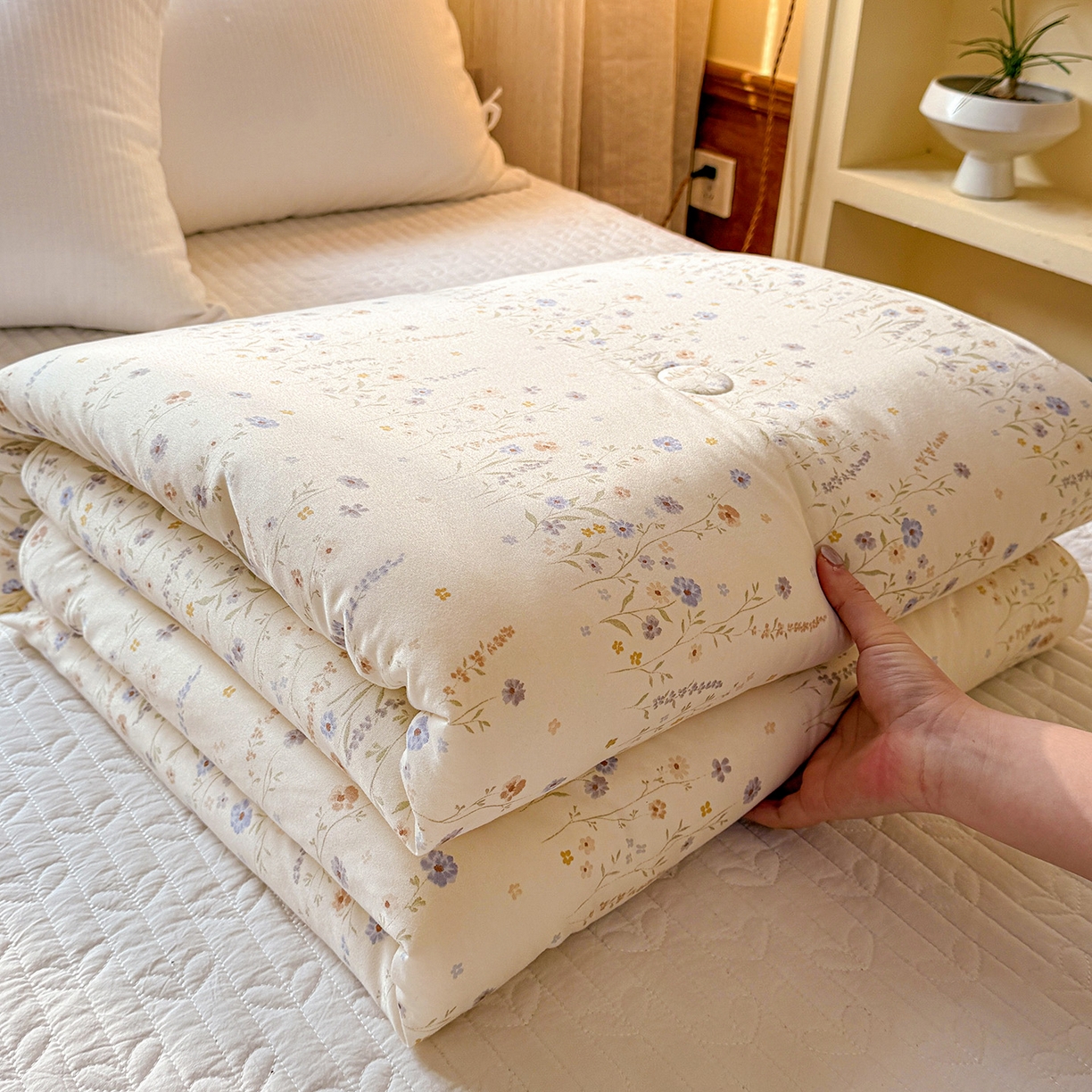 梦恬佳 2026新款牛奶丝针织棉夏凉被空调被 花从间