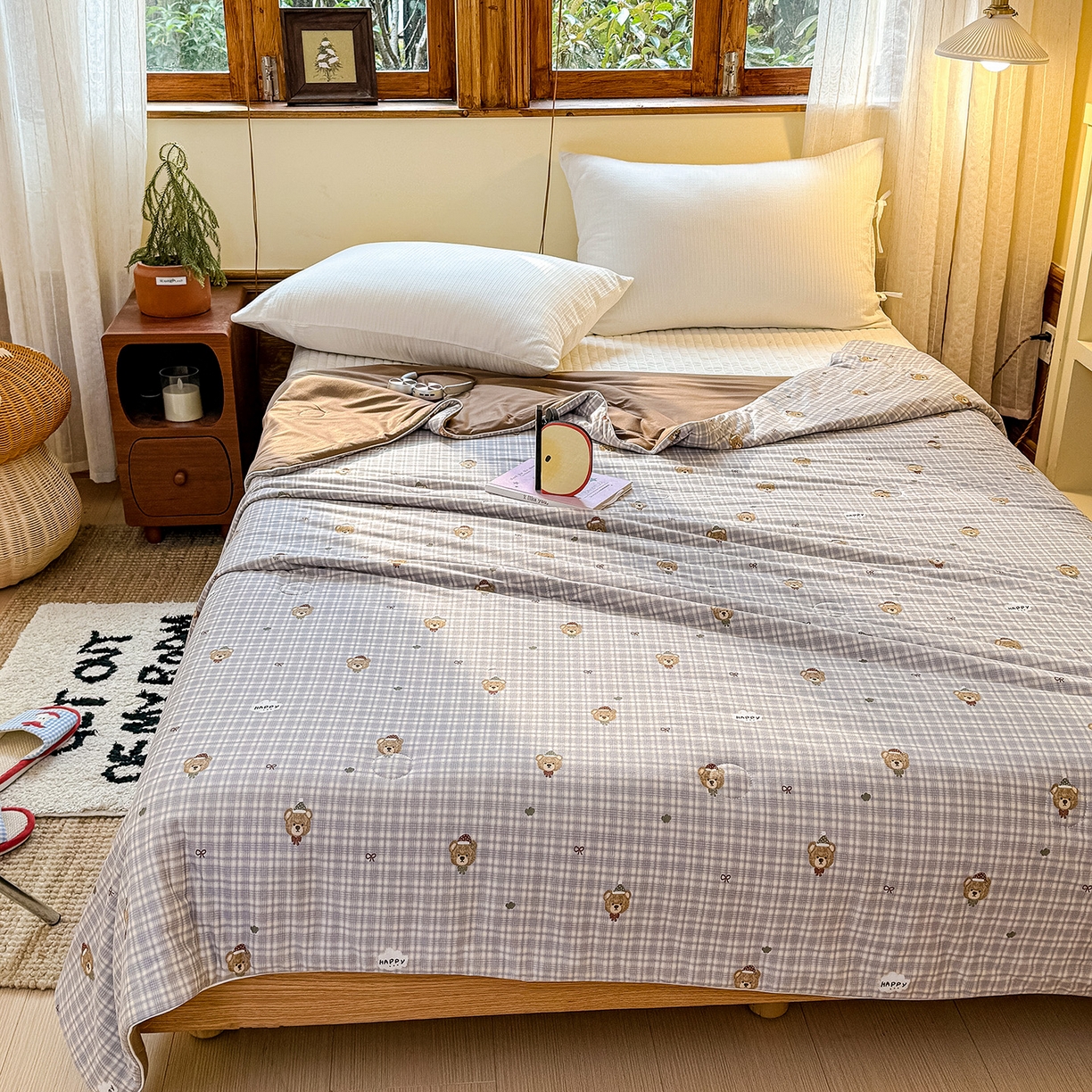 91家纺网 家纺一手货源 找家纺 梦恬佳 2026新款牛奶丝针织棉夏凉被空调被 快乐小熊