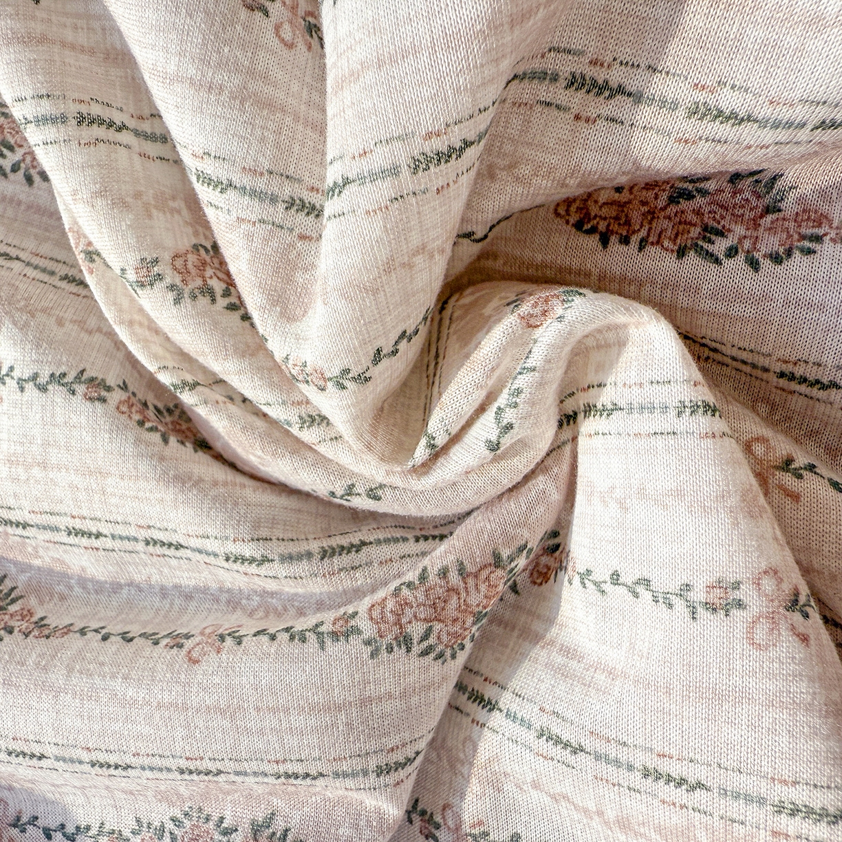 91家纺网 家纺一手货源 找家纺 梦恬佳 2026新款牛奶丝针织棉夏凉被空调被 莱茵咖