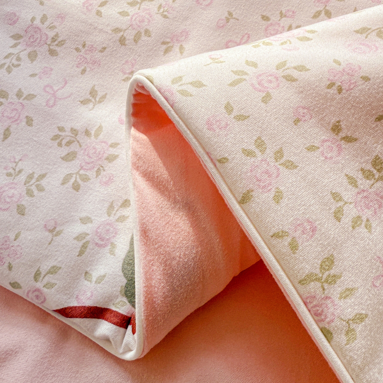 91家纺网 家纺一手货源 找家纺 梦恬佳 2026新款牛奶丝针织棉夏凉被空调被 苹果熊