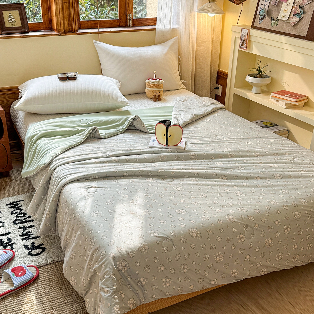 91家纺网 家纺一手货源 找家纺 梦恬佳 2026新款牛奶丝针织棉夏凉被空调被 蔷薇