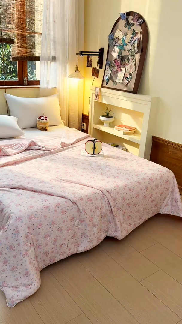 91家纺网 家纺一手货源 找家纺 梦恬佳 2026新款牛奶丝针织棉夏凉被空调被 邂逅花海