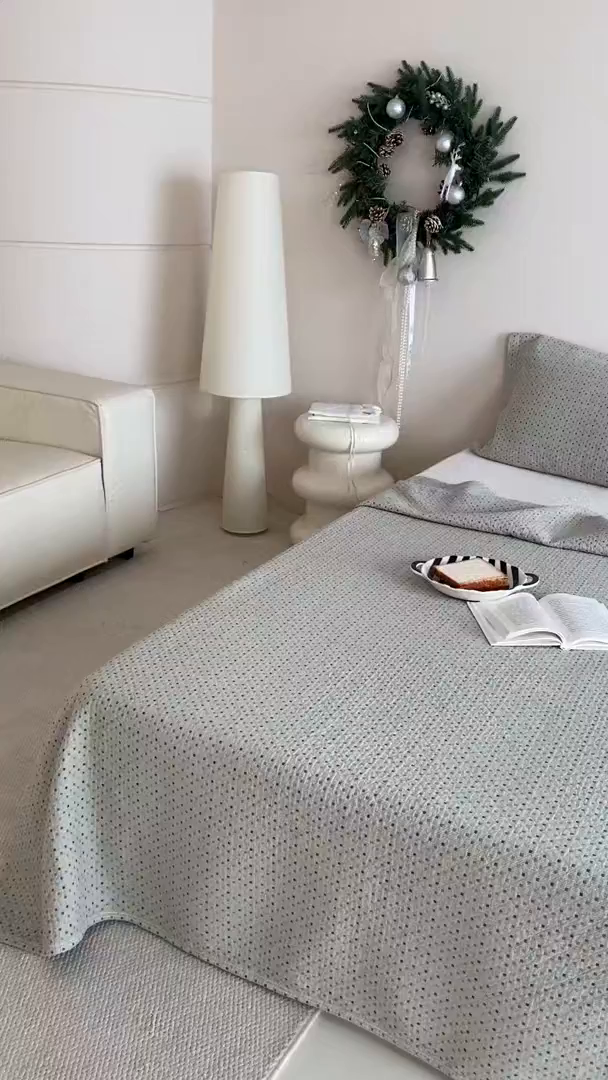 91家纺网 家纺一手货源 找家纺 麻依 2026新款安心棉床盖三件全棉四层纱布床单系列 点点星-绿色